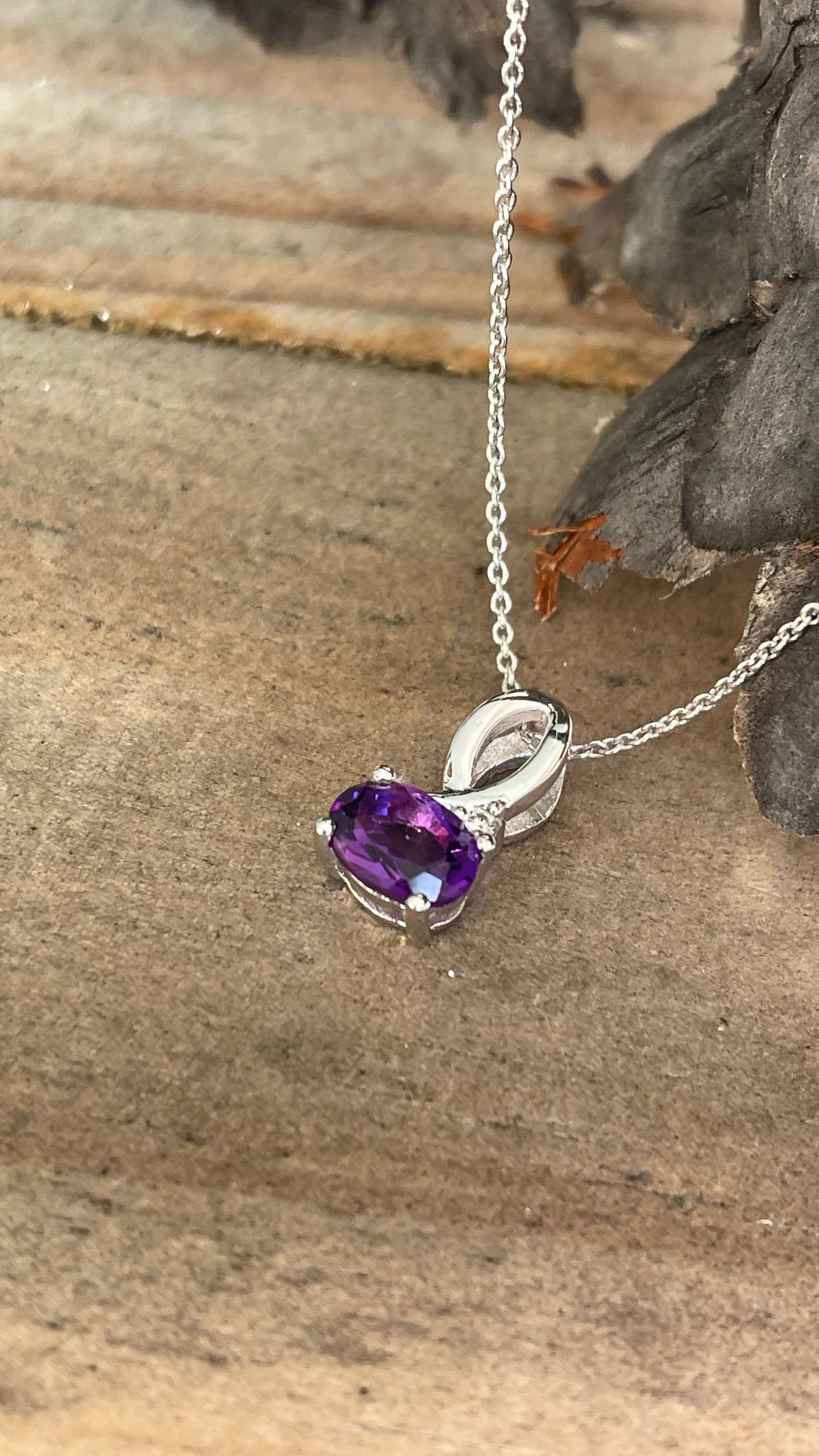 Half Bow Bale Amethyst and Diamond Pendant and Chain