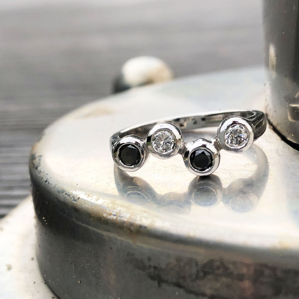 Alternating Black and White Tube Set Diamond Ring