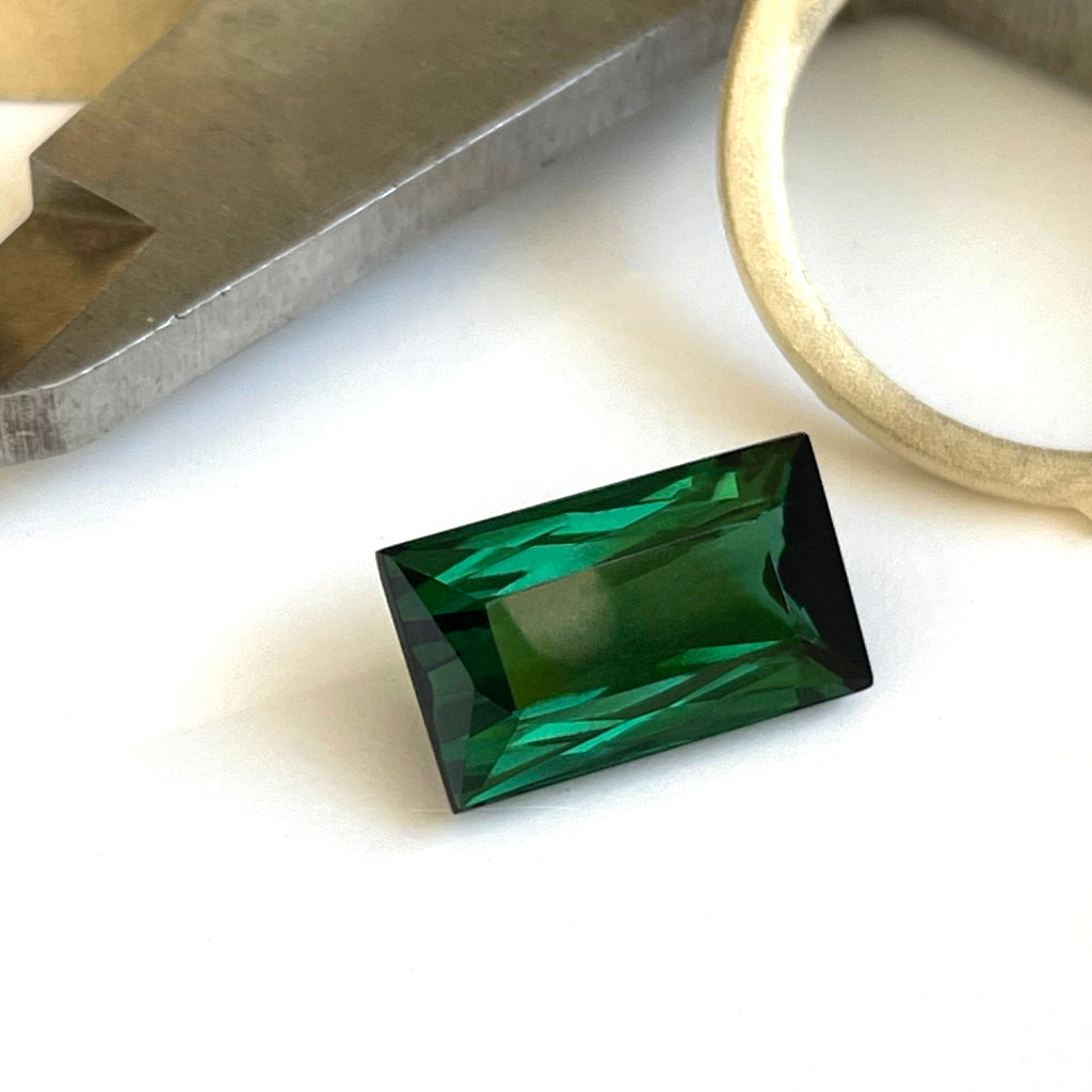 Tourmaline - Green Octagonal Cut - 4.08ct