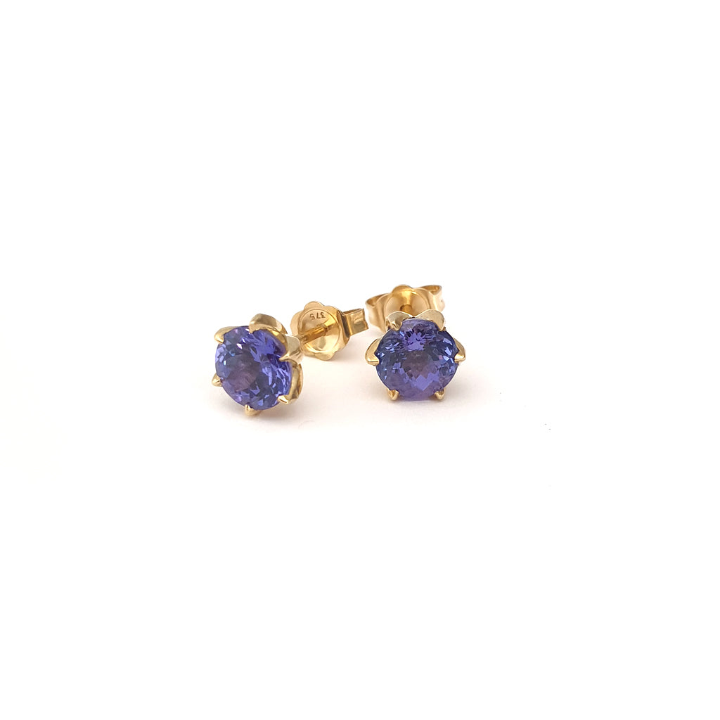 Elegant Floral Six Claw Round Cut Tanzanite Yellow Gold Studs