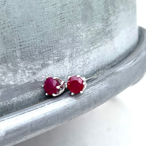 Ruby Six Claw Cathedral Set Studs