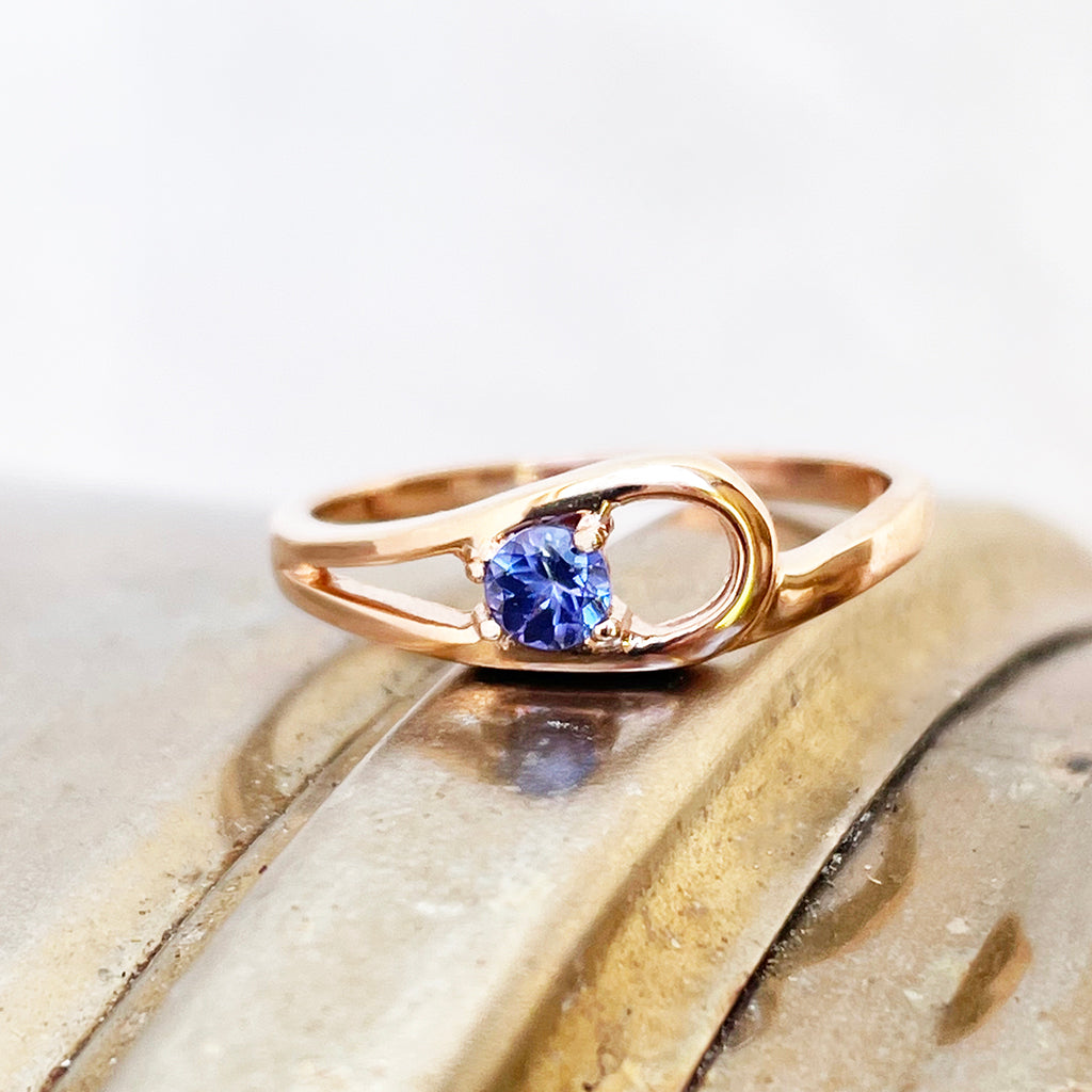 Looped Rose Gold Tanzanite Ring