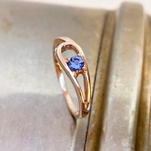 Looped Rose Gold Tanzanite Ring