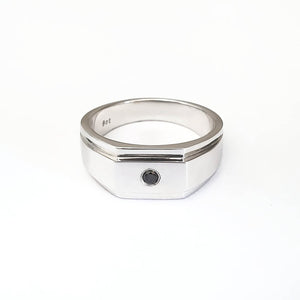 Mens / Unisex Solitaire Black Diamond Signet Ring