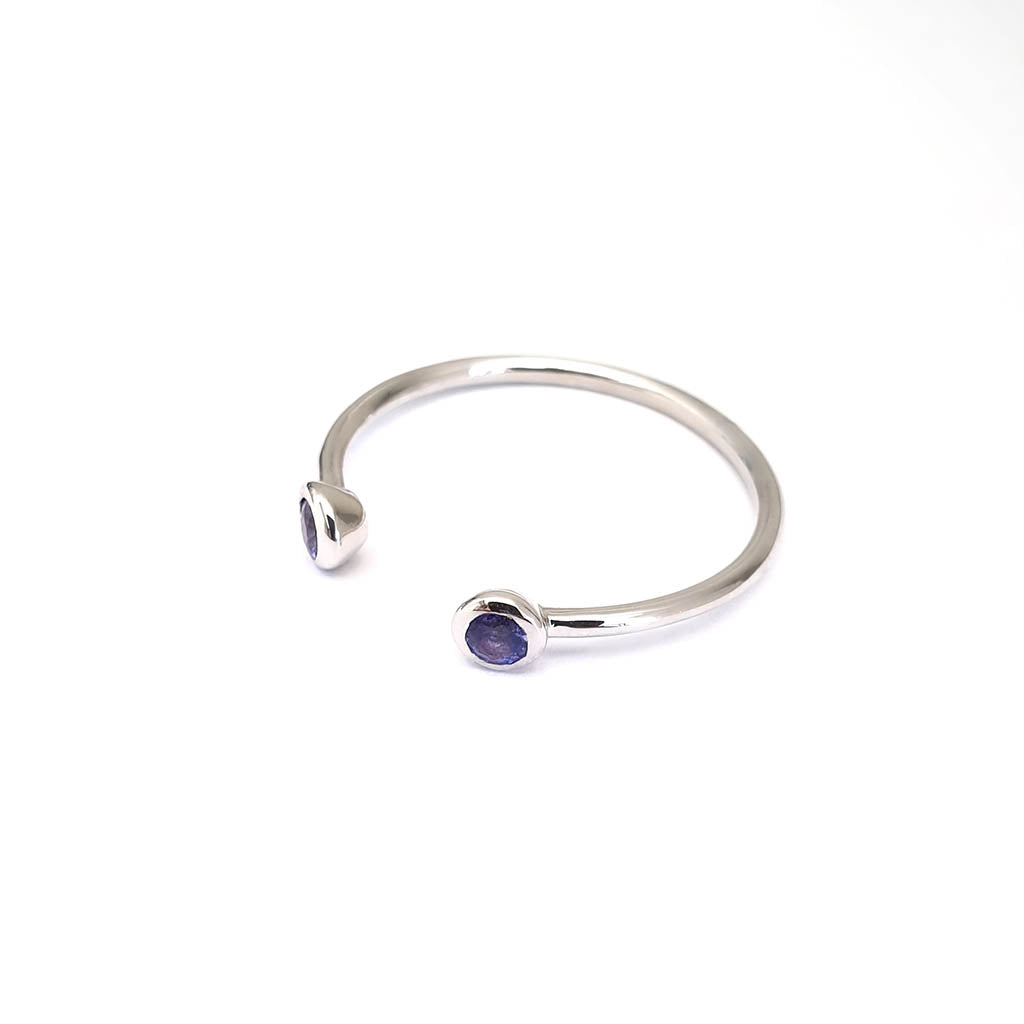 Open White Gold Double Bezel 2,5mm Tanzanite Stacking Ring