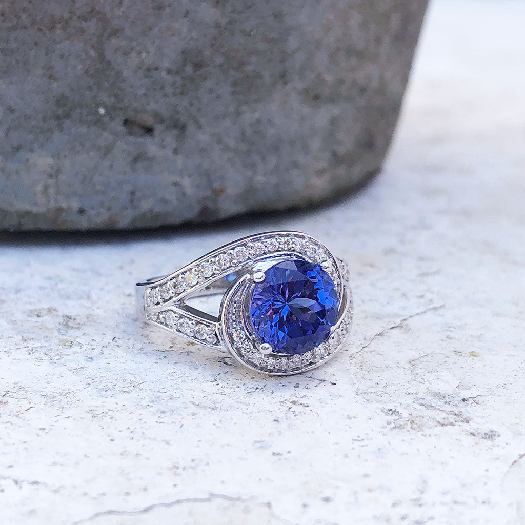 Ornate Diamond Twist Diamond and Tanzanite Ring
