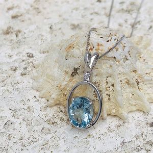 Aquamarine, Diamond & White Gold Oval Pendant