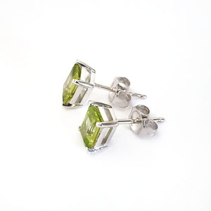  Peridot Octagonal White Gold Stud Earrings