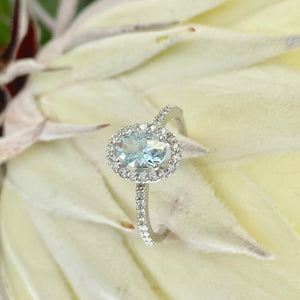Petite Aquamarine Oval Cut Ring Halo Diamond and Band 