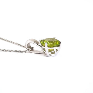 Petite Filigree Round Cut Peridot Pendant