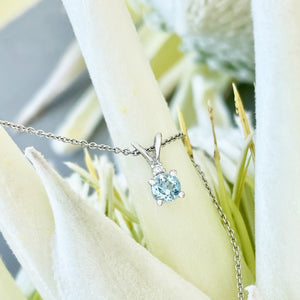 Petite Round Cut Split Bale Aquamarine and Diamond Highlight