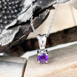 Petite Solid Grooved Bale Round Amethyst White Gold Pendant