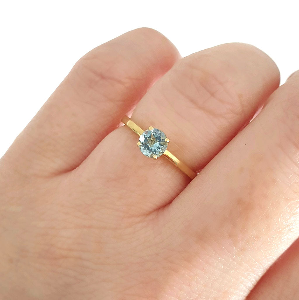 Petite Solitaire Aquamarine Round Cut Four Claw Ring