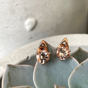 Rose Gold Round Cut Morganite Gold Droplet Studs