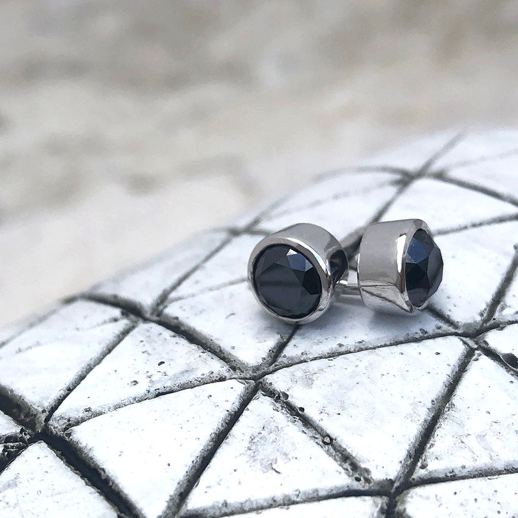 Round Tube Set Black Diamond Earrings