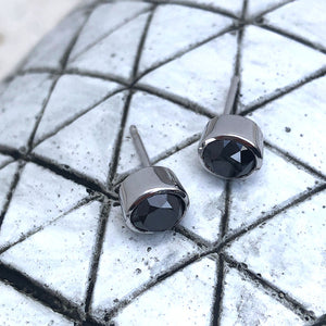 Round Tube Set Black Diamond Earrings