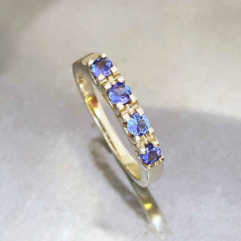 Secret Hearts Tanzanite Yellow Gold Ring