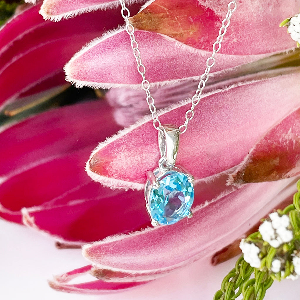 Silver Solitaire Oval Cut Pendant - Blue Topaz