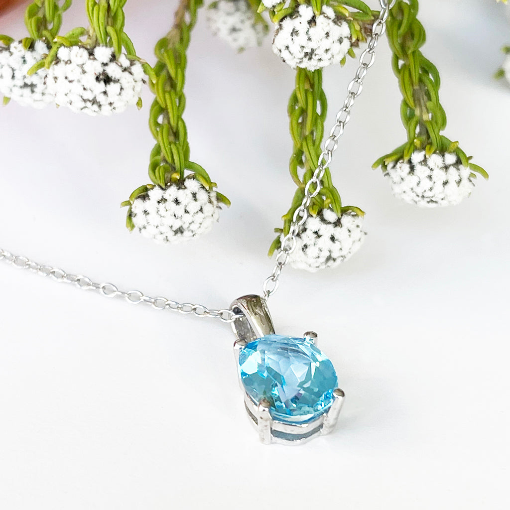 Silver Solitaire Oval Cut Pendant - Blue Topaz