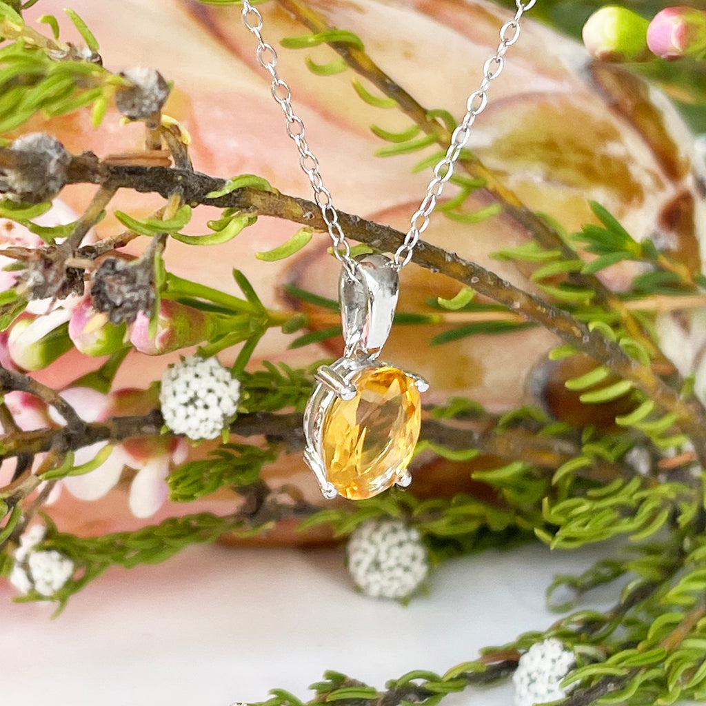 Silver Solitaire Oval Cut Pendant - Citrine