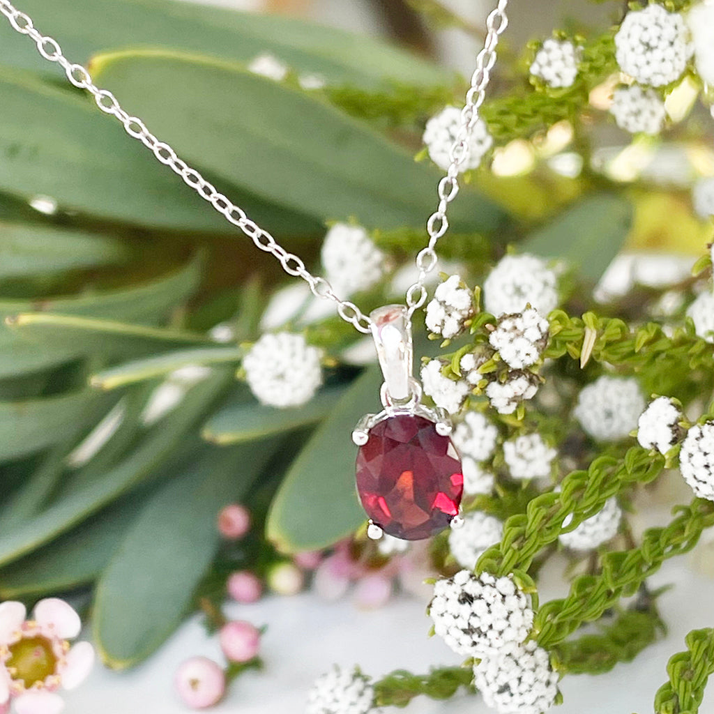 Silver Solitaire Oval Cut Pendant - Garnet