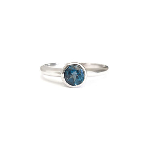Silver Solitaire Round Tube Set London Blue Topaz Ring