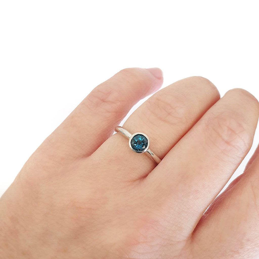 Silver Solitaire Round Tube Set London Blue Topaz Ring