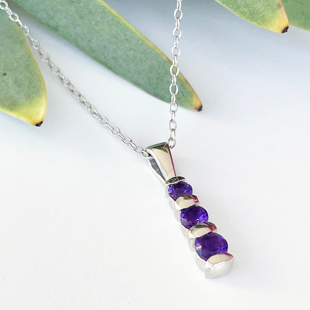 Silver Three Bar Pendant Set with Amethyst