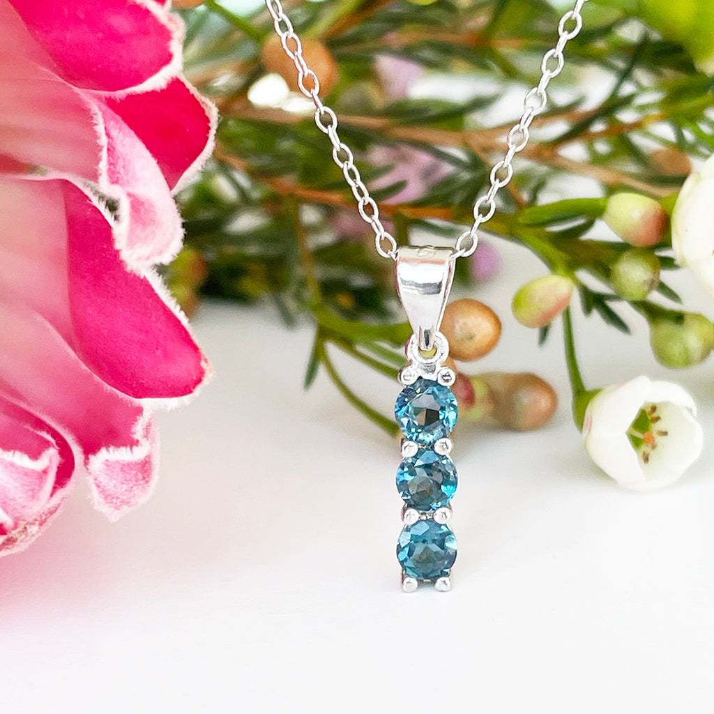 Silver Trilogy London Blue Topaz Pendant