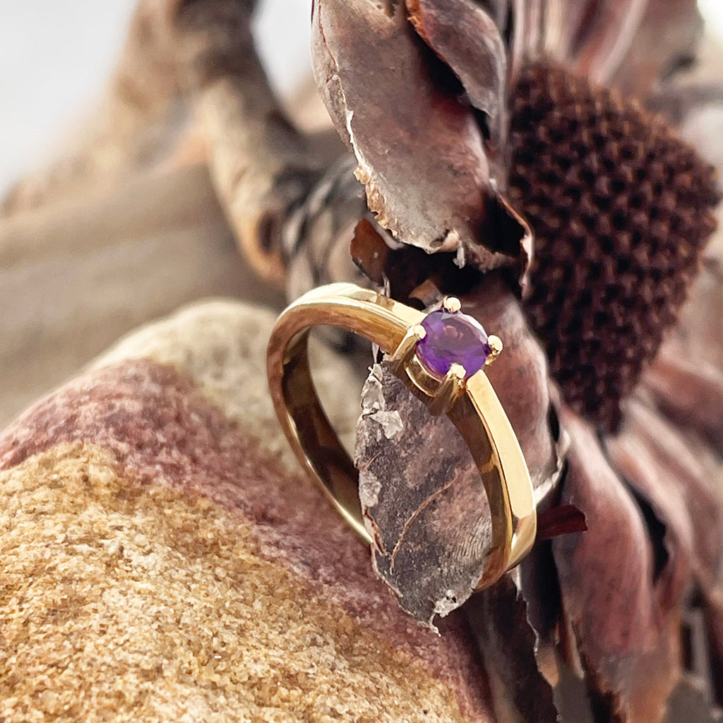 Simply Stylish Petite Yellow Gold Round Amethyst Solitaire Ring