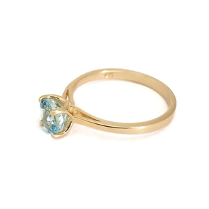 Solitaire Aquamarine Round Cut Four Claw Ring