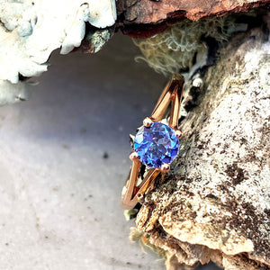 Solitaire Rose Gold Split Shank Tanzanite Ring