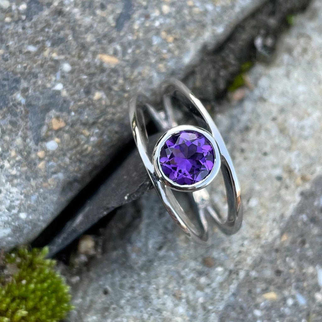 Split Shank Amethyst Round Bezel Set Ring