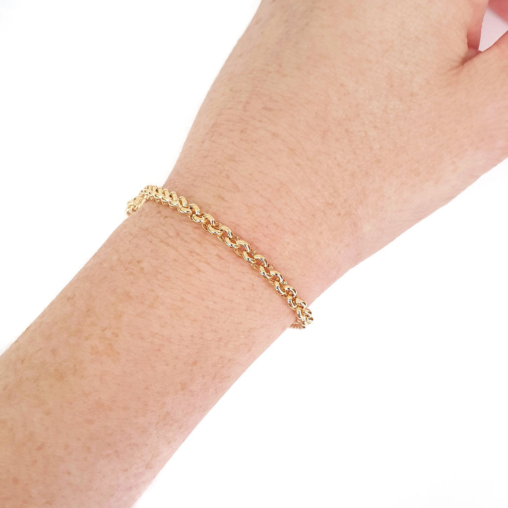 Stunning Rolo Belcher Yellow Gold Bracelet