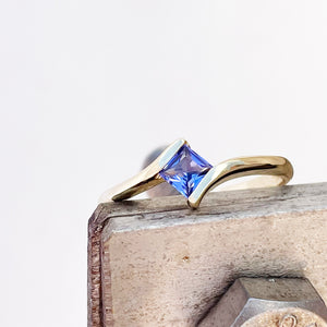 Stunning Solitaire Square Tanzanite Yellow Gold Ring