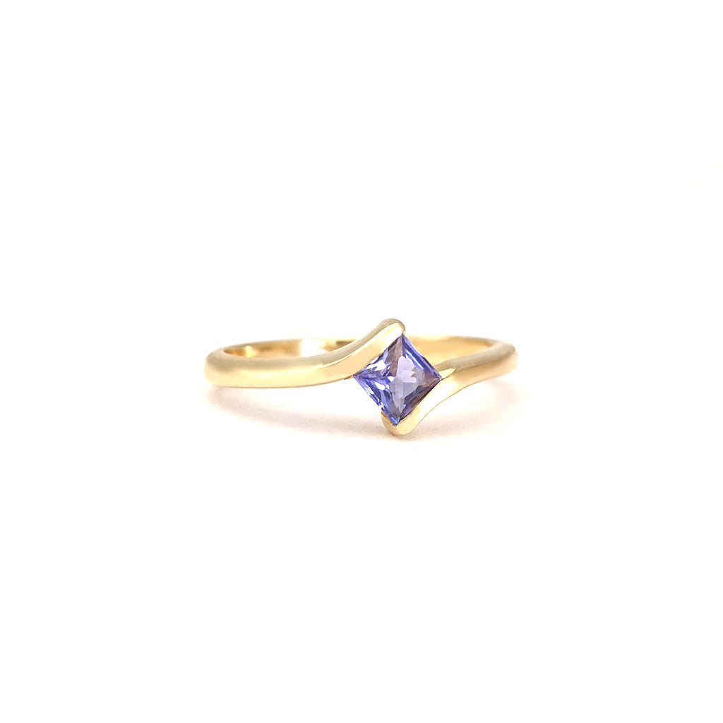 Stunning Solitaire Square Tanzanite Yellow Gold Ring