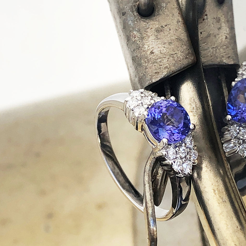 Tanzanite and Multiple Diamond Shoulder Accent Ring