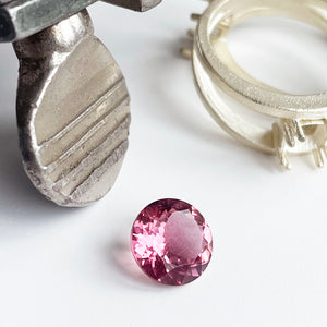 Pink Tourmaline - Round Cut - 1.95ct