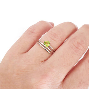 Trilliant Cut Peridot Silver Wrap Around Ring 