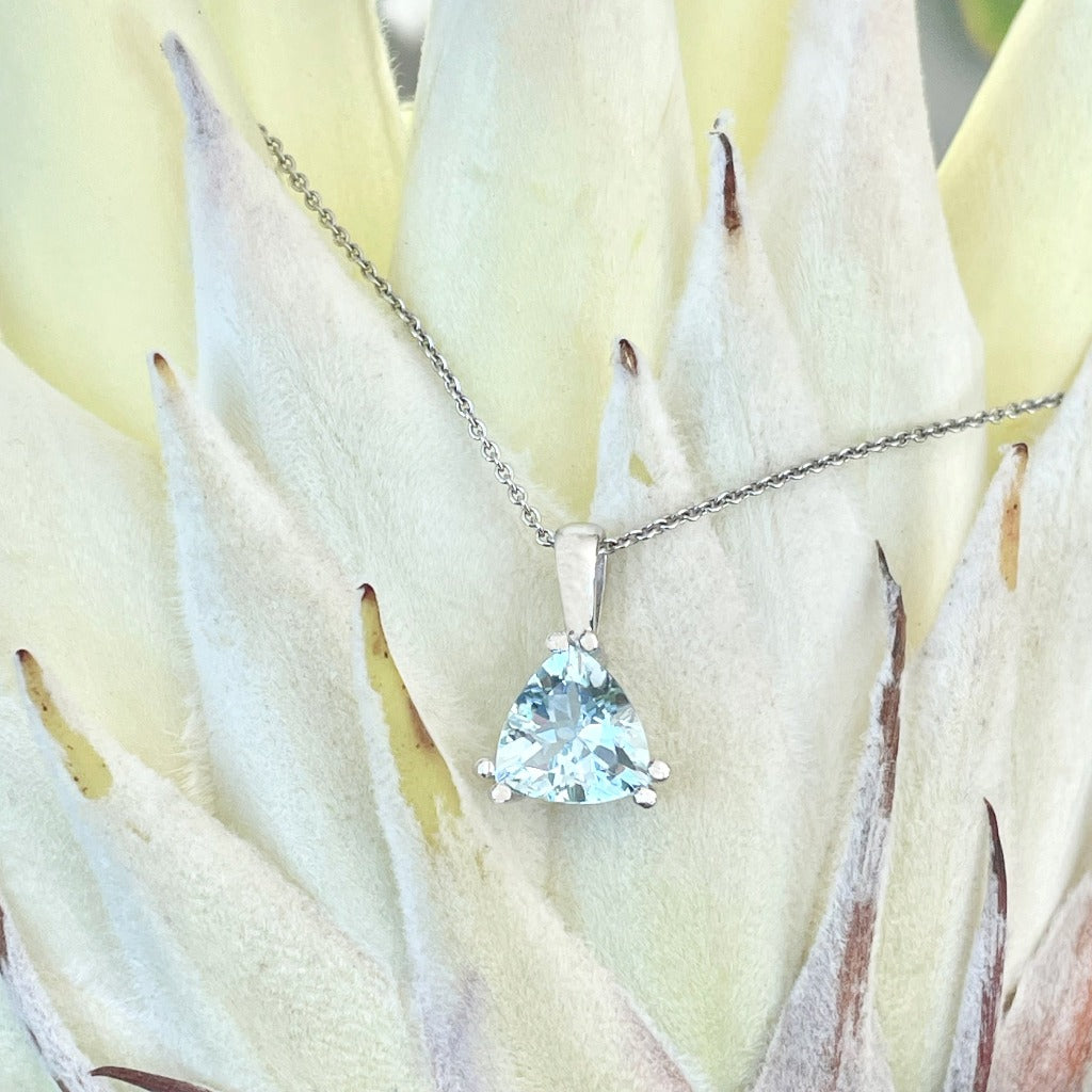 Trilliant Double Claw Aquamarine Pendant