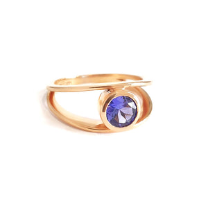 Tube Set Solitaire Tanzanite Rose Gold Split Shank Ring