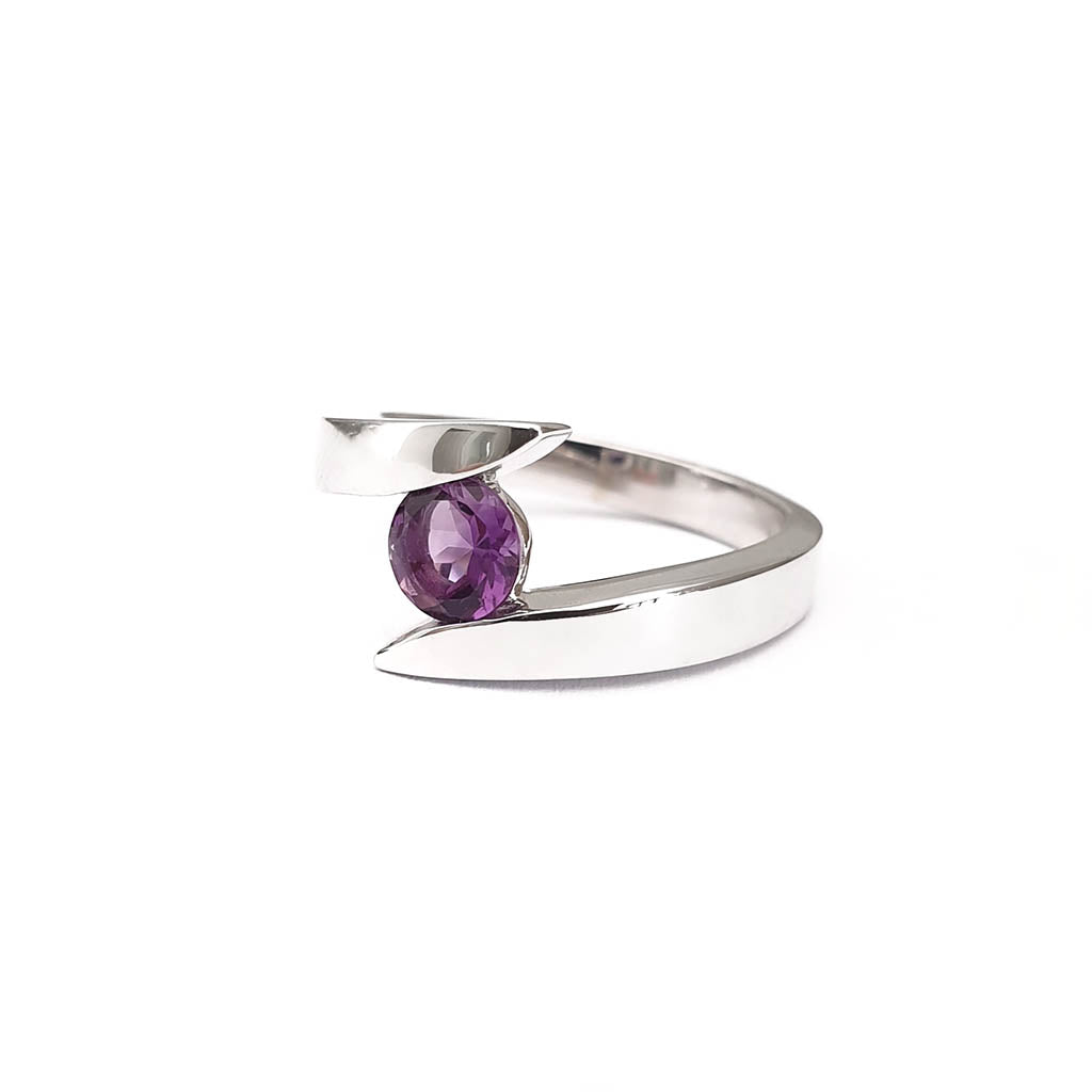 Twisted Split Shank Amethyst White Gold Ring