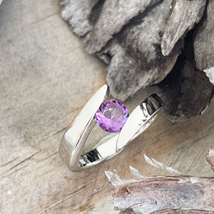 Twisted Split Shank Amethyst White Gold Ring