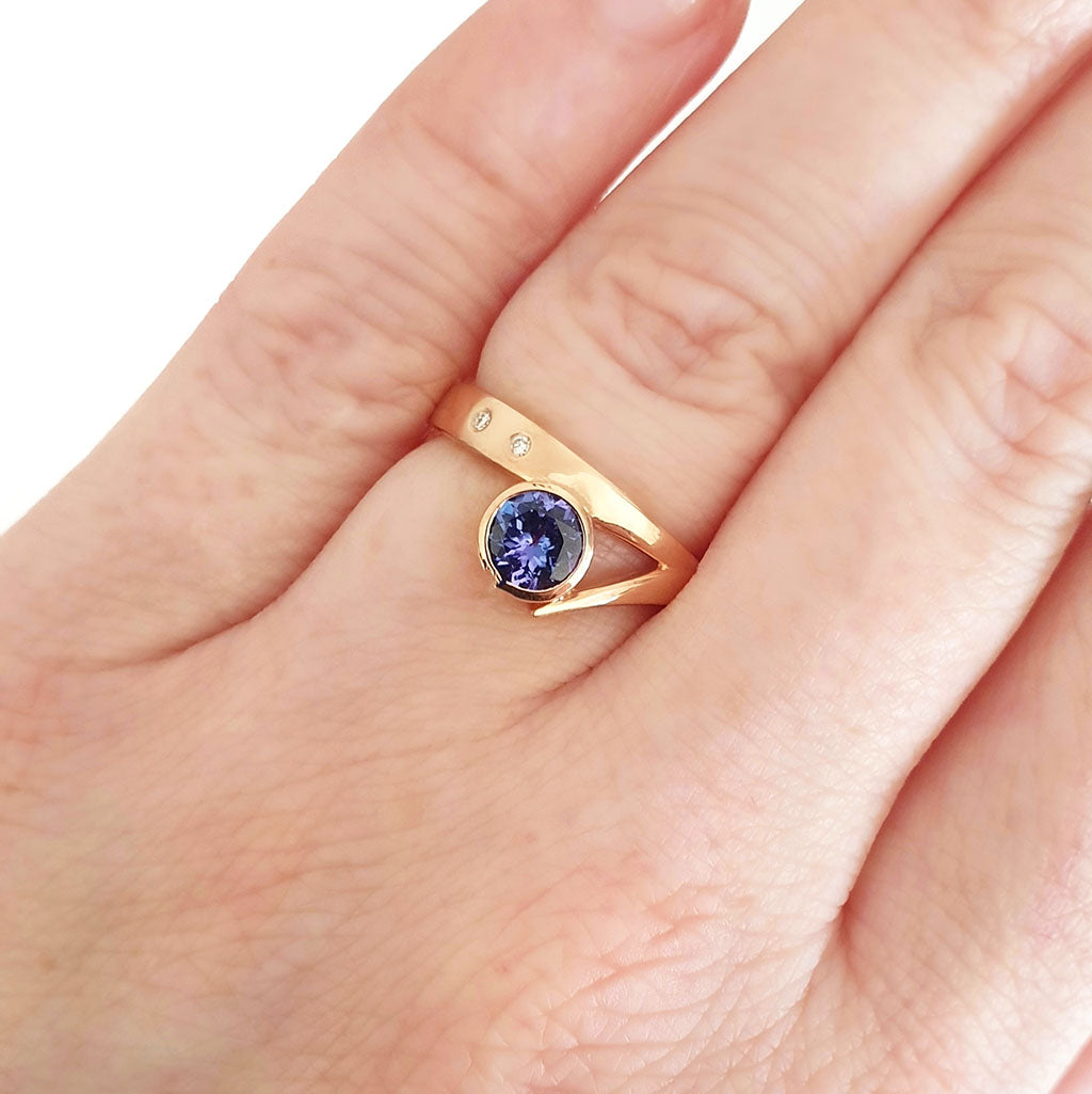 Unique Sculptural Tanzanite and Diamond Rose Gold Ring