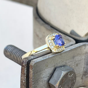 Vintage Inspired Cushion Cut Tanzanite Yellow Gold Ring