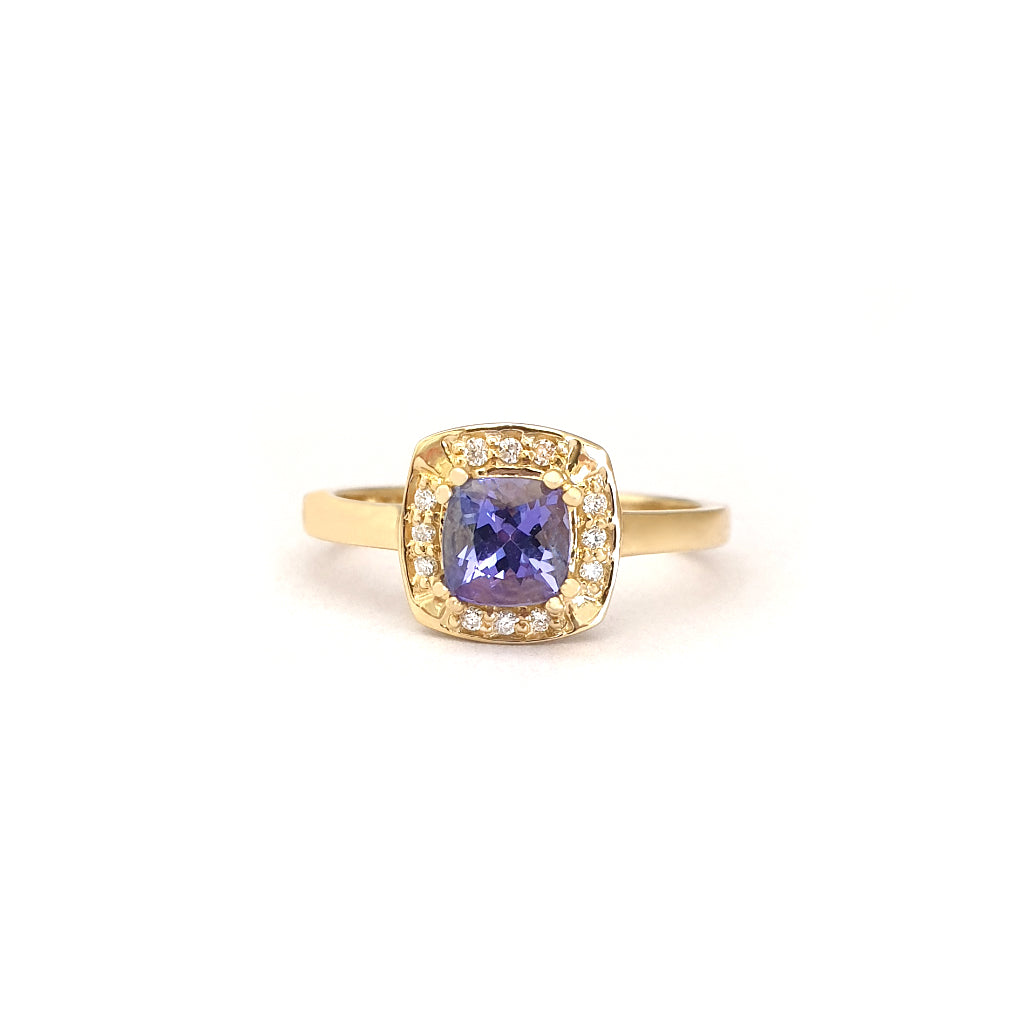 Vintage Inspired Cushion Cut Tanzanite Yellow Gold Ring