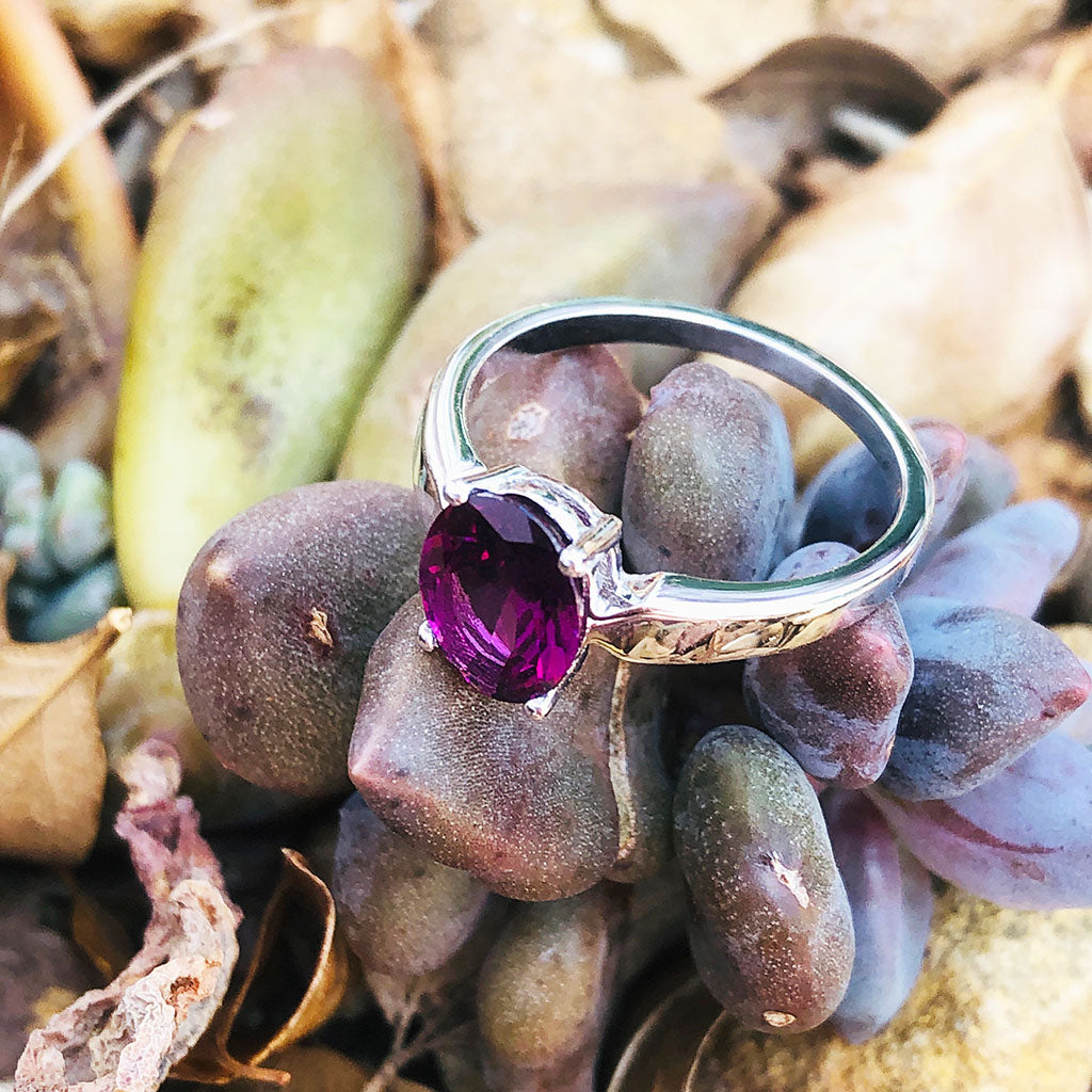 White Gold Four Claw Grape Garnet Solitaire Ring
