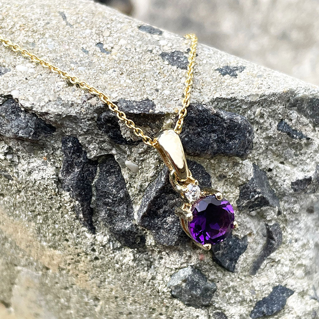 Yellow Gold Round Cut Amethyst with Diamond Accent Drop Pendant